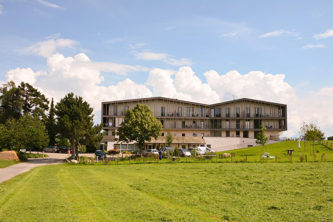 Hotel Lichtenstern โซปราบอลซาโน ภายนอก รูปภาพ